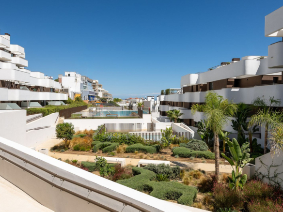 Penthouse for sale in Estepona