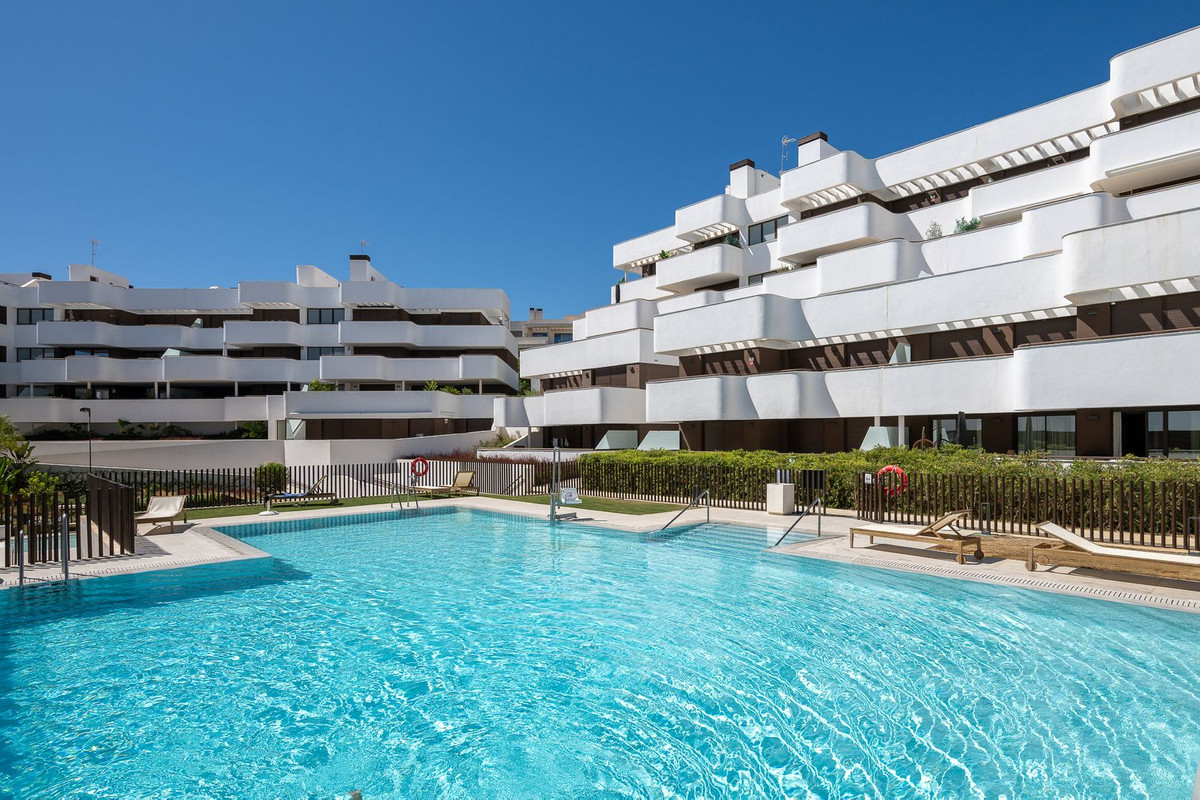 Penthouse for sale in Estepona