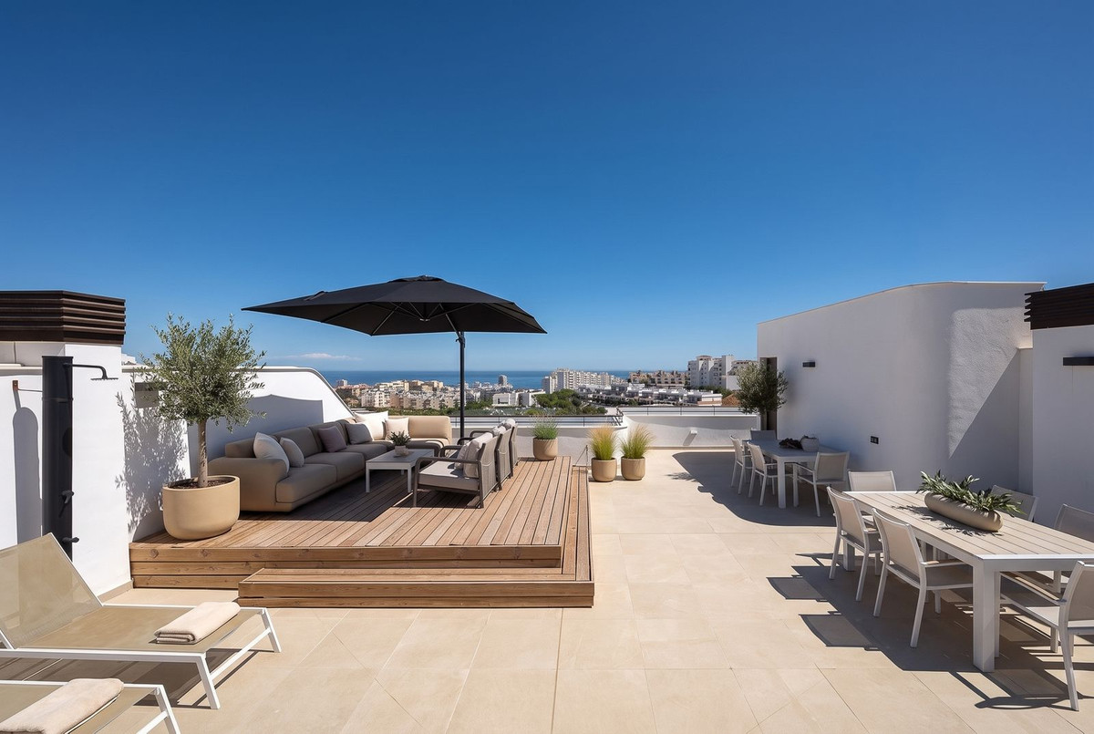 Penthouse-in-Estepona-Ref-R5494417 Penthouse for sale in Estepona