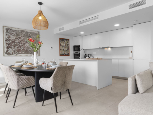 Penthouse for sale in Estepona