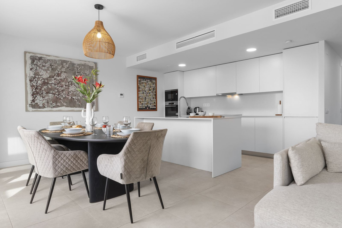 Penthouse for sale in Estepona