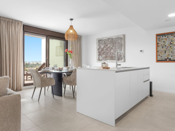 Penthouse for sale in Estepona