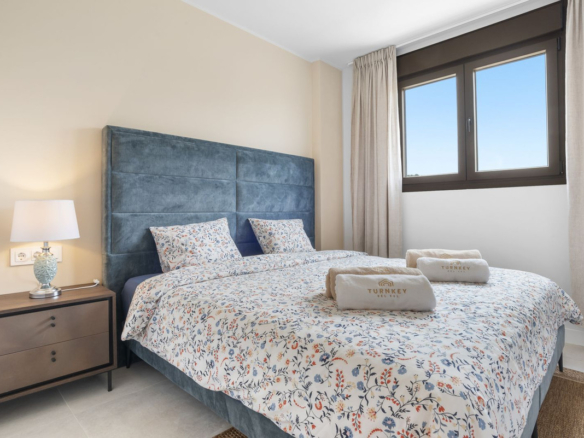 Penthouse for sale in Estepona