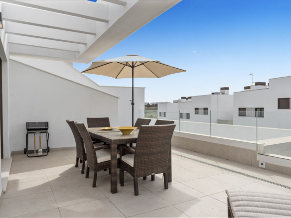 Penthouse for sale in Estepona