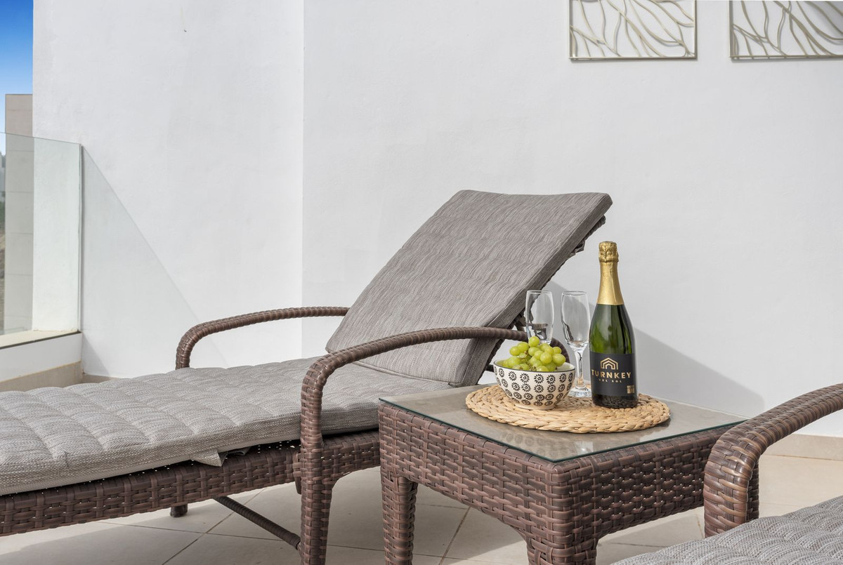 Penthouse for sale in Estepona