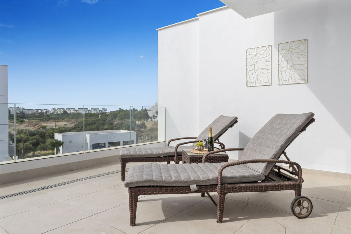 Penthouse for sale in Estepona