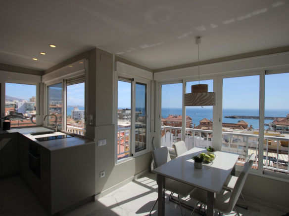Penthouse for sale in Fuengirola