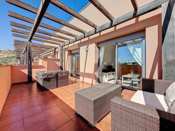 Penthouse for sale in Manilva