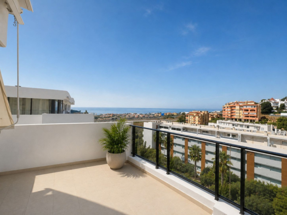 Penthouse for sale in Mijas