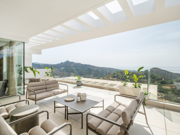 Penthouse for sale in Ojén