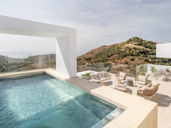 Penthouse for sale in Ojén