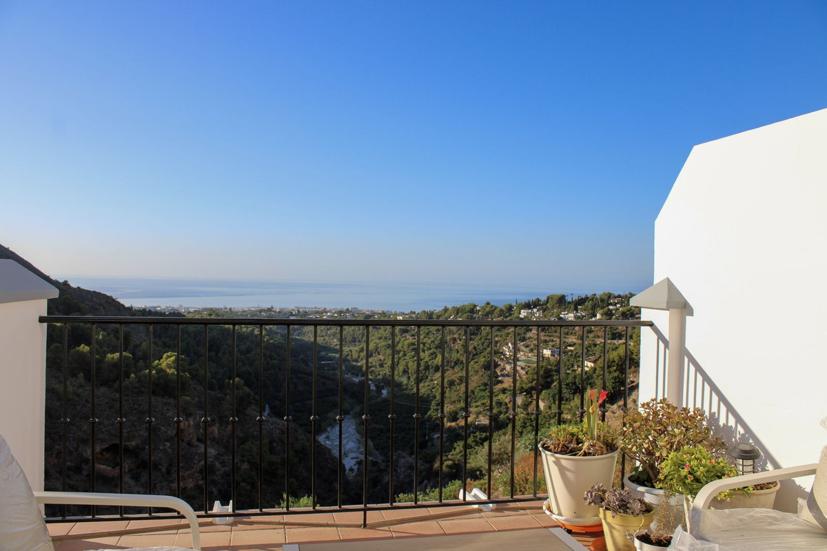 Semi-Detached House for sale in Frigiliana