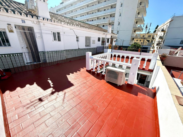 Semi-Detached House for sale in Fuengirola