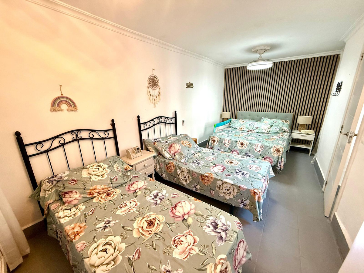 Semi-Detached House for sale in Fuengirola