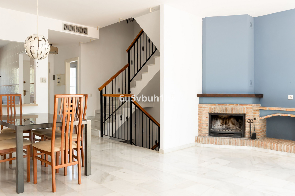 Townhouse for sale in Alhaurín de la Torre