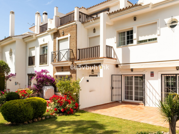 Townhouse for sale in Alhaurín de la Torre