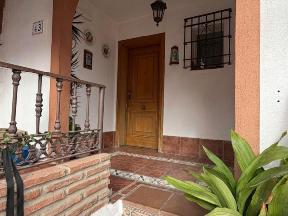 Townhouse for sale in Churriana