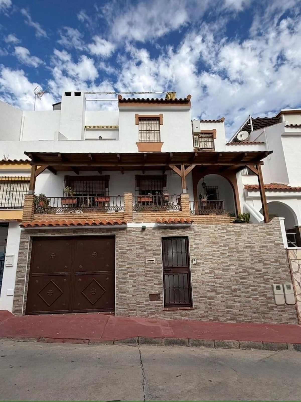 Townhouse-in-Churriana-Ref-R5468947 Townhouse for sale in Churriana
