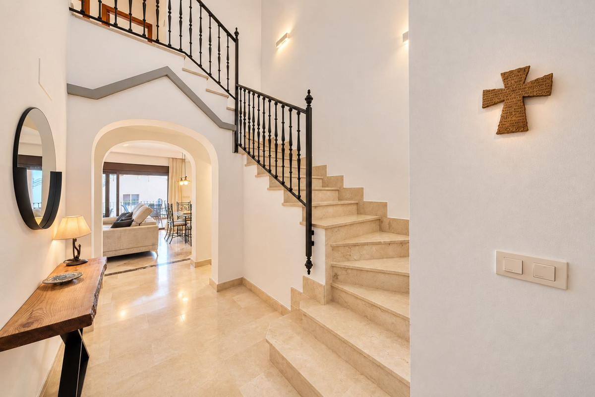Townhouse for sale in Estepona