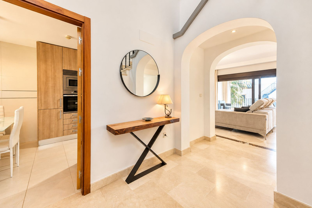 Townhouse for sale in Estepona