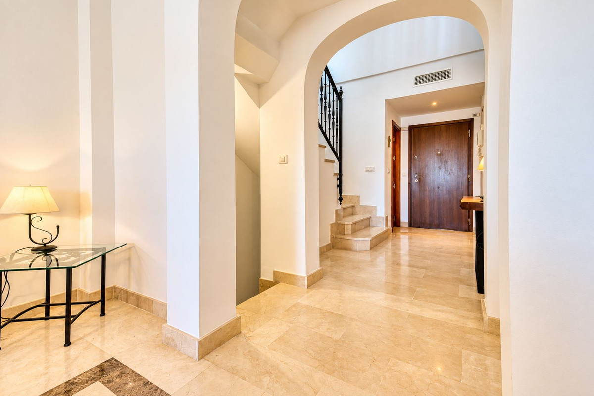 Townhouse for sale in Estepona