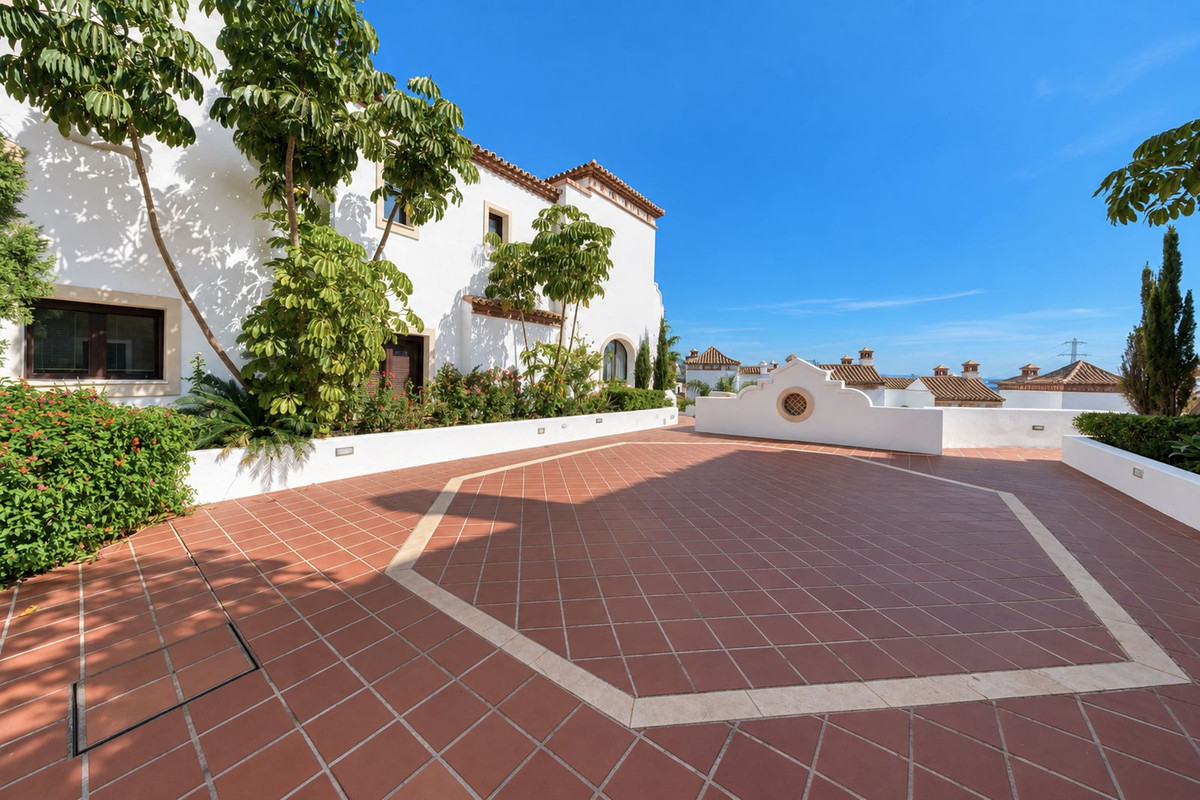 Townhouse for sale in Estepona