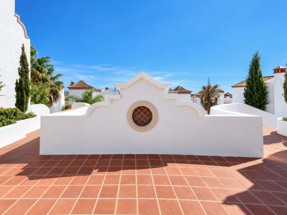 Townhouse for sale in Estepona