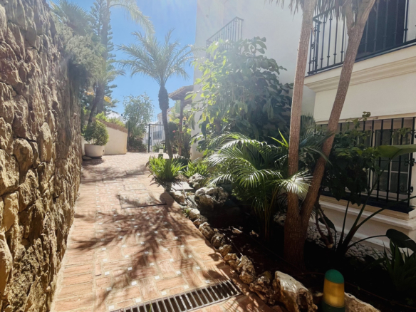 Townhouse for sale in Marbella