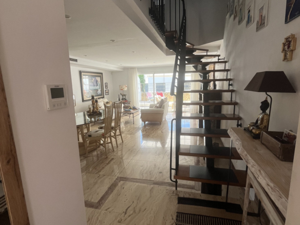 Townhouse for sale in Marbella