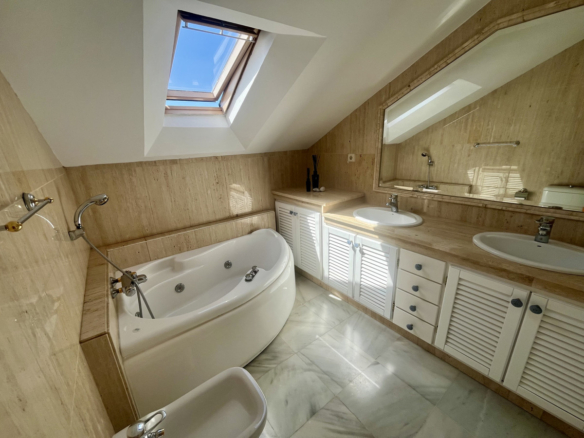 Townhouse for sale in Marbella