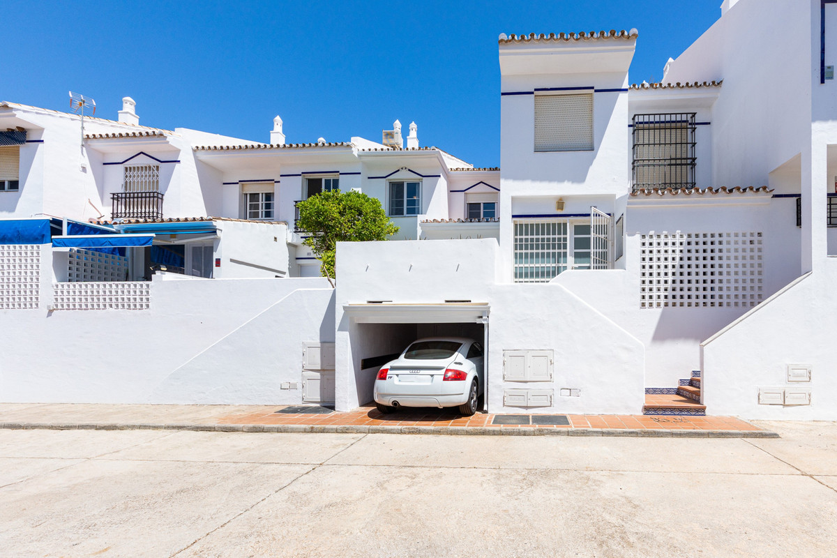 Townhouse for sale in Mijas