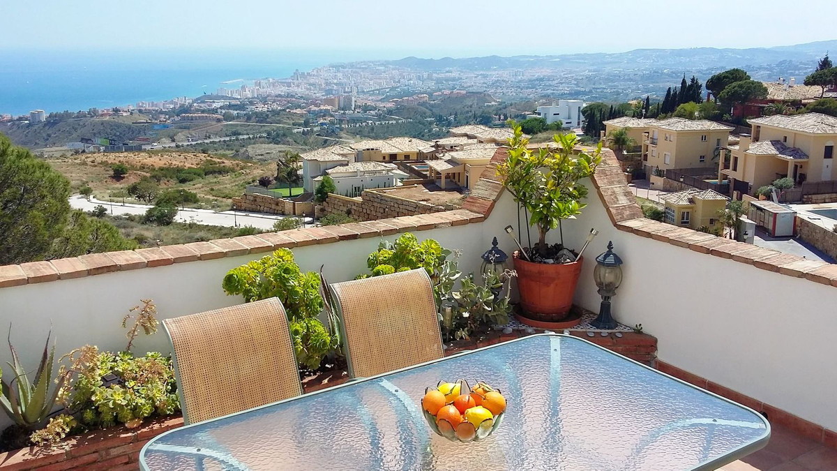 Townhouse-in-Mijas-Ref-R5478082 Townhouse for sale in Mijas