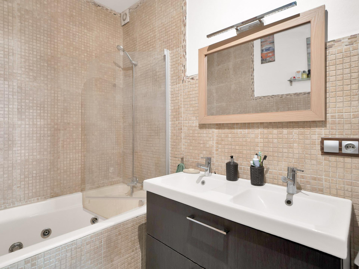 Townhouse for sale in Ojén