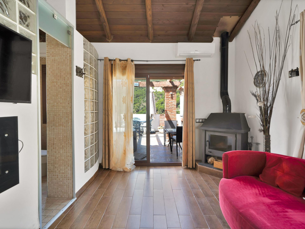Townhouse for sale in Ojén