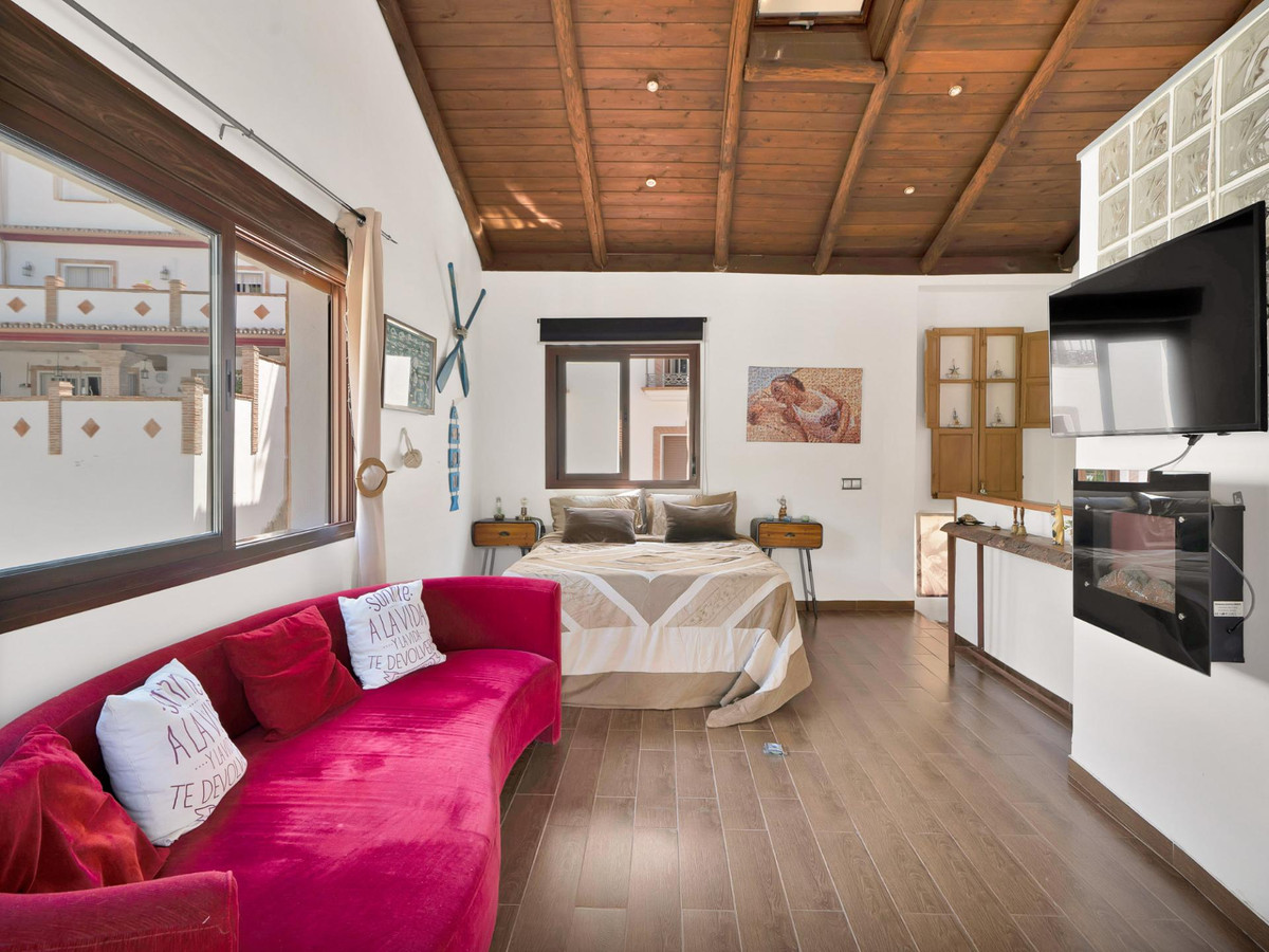 Townhouse for sale in Ojén