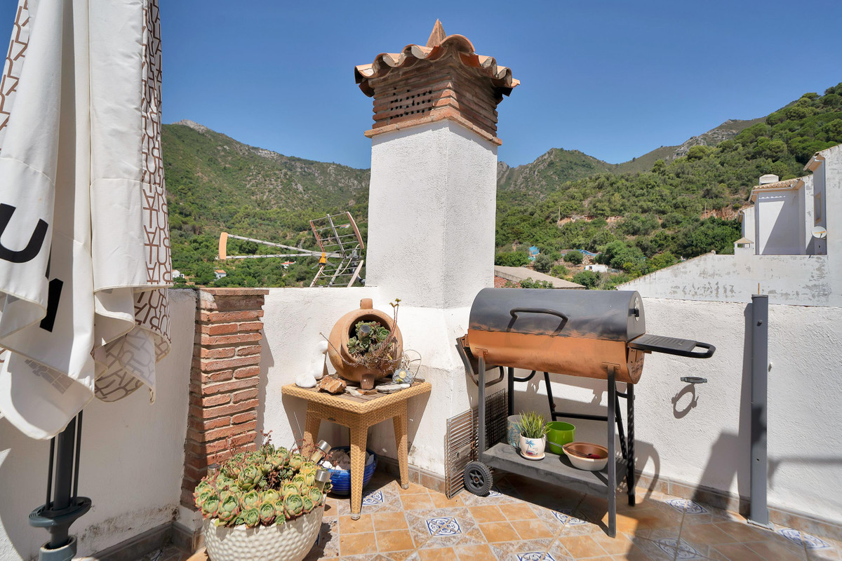 Townhouse for sale in Ojén