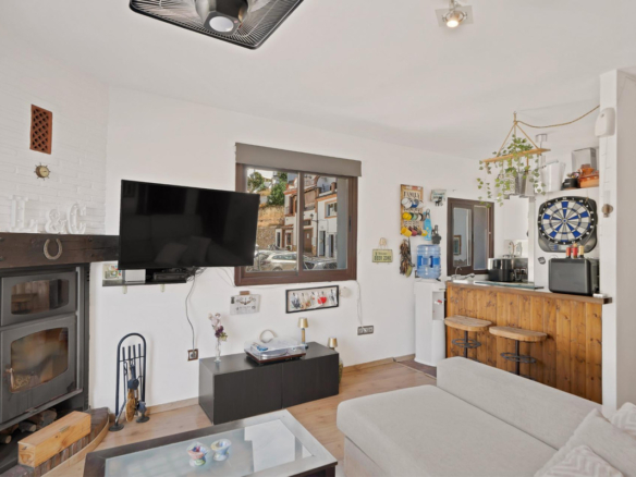 Townhouse for sale in Ojén