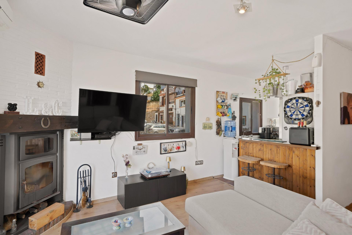 Townhouse for sale in Ojén