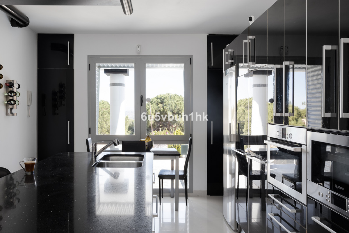 Villa for sale in Alhaurín de la Torre