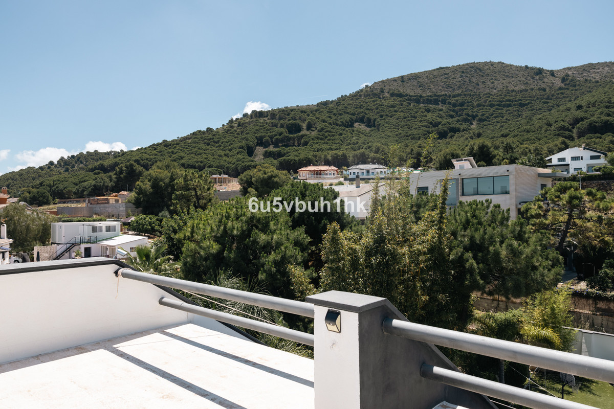 Villa for sale in Alhaurín de la Torre