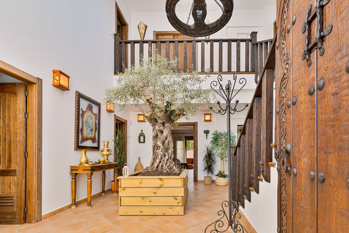 Villa for sale in Alhaurín de la Torre