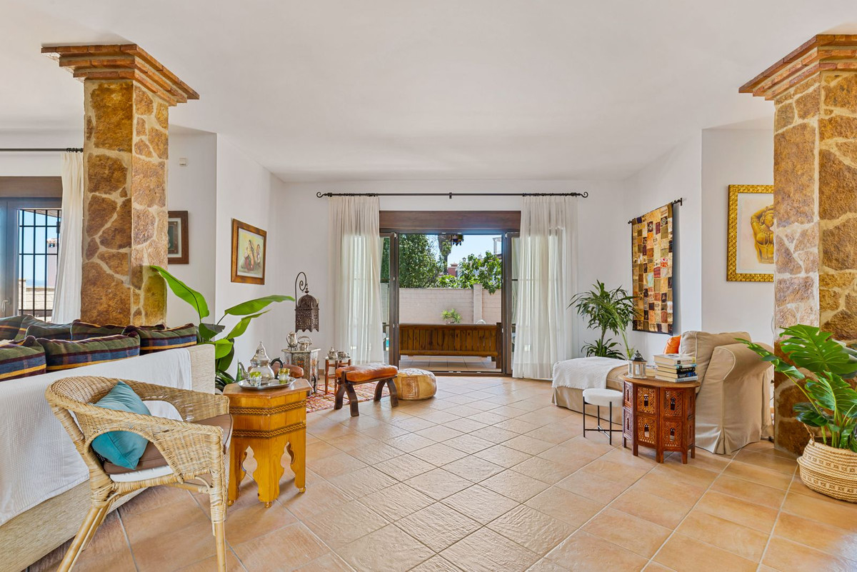 Villa for sale in Alhaurín de la Torre