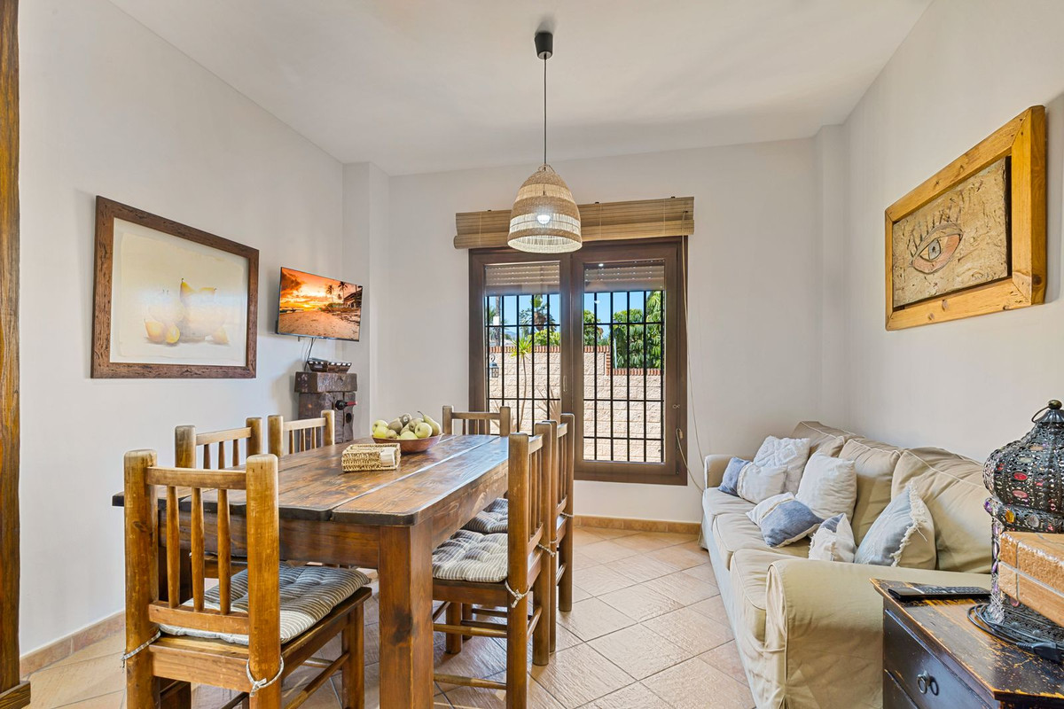 Villa for sale in Alhaurín de la Torre