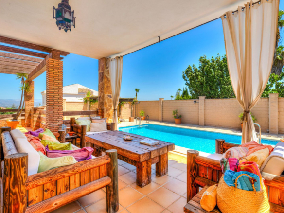 Villa for sale in Alhaurín de la Torre
