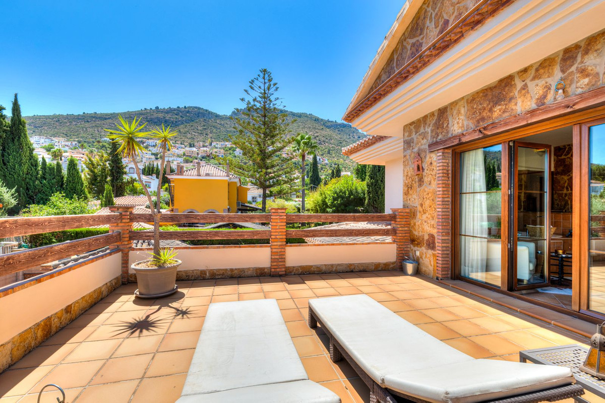 Villa for sale in Alhaurín de la Torre