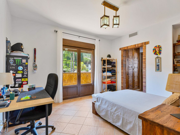 Villa for sale in Alhaurín de la Torre