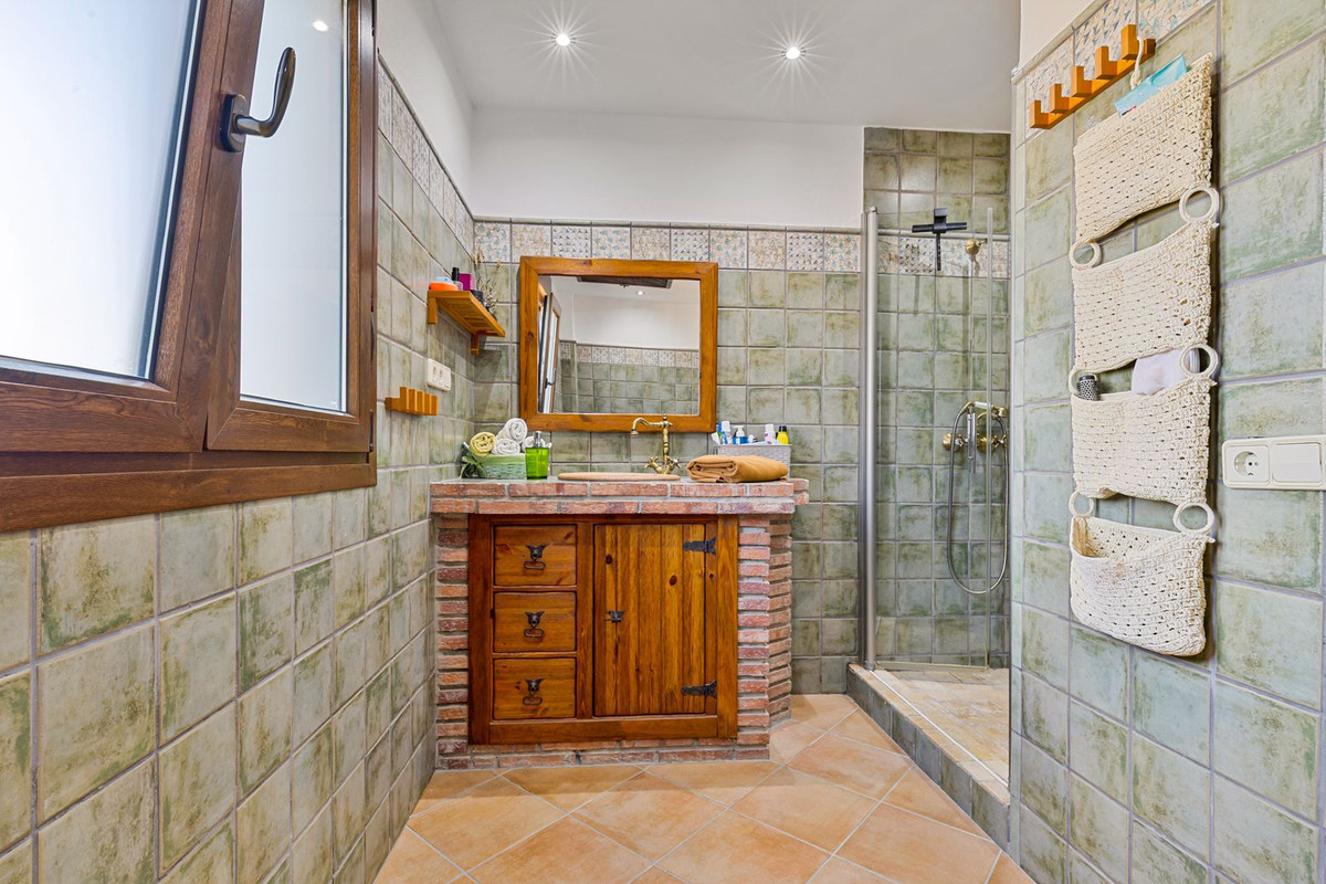 Villa for sale in Alhaurín de la Torre
