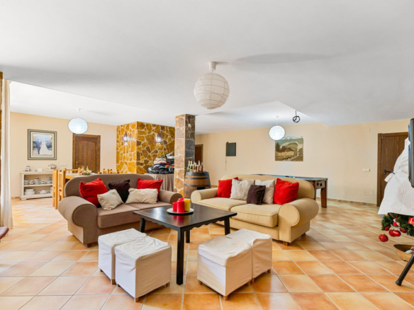 Villa for sale in Alhaurín de la Torre