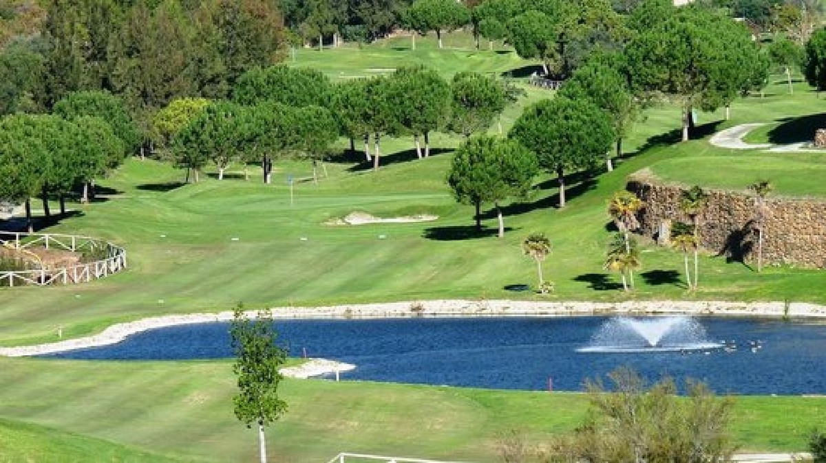 Villa for sale in Benahavís