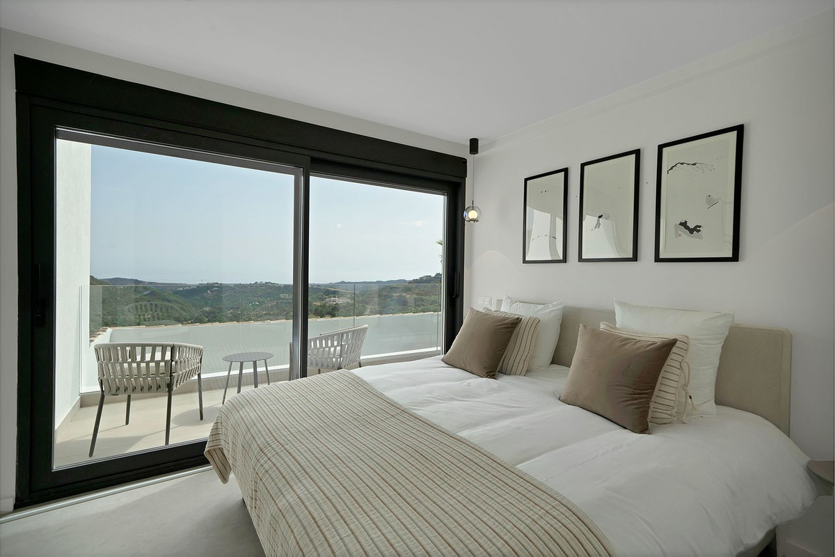 Villa for sale in Benahavís